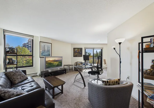 Photo 3 of Condo for sale at 6615 Lake Shore Dr S #607, Minneapolis, MN 55423 | MLS# 7153881 | Listing updated on 2026-10-08