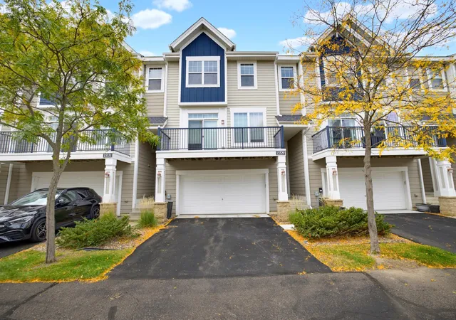 Photo 1 of Single family home for sale at 15529 Eagle Shore Dr #804, Apple Valley, MN 55124 | MLS# 7153894 | Listing updated on 2026-10-10