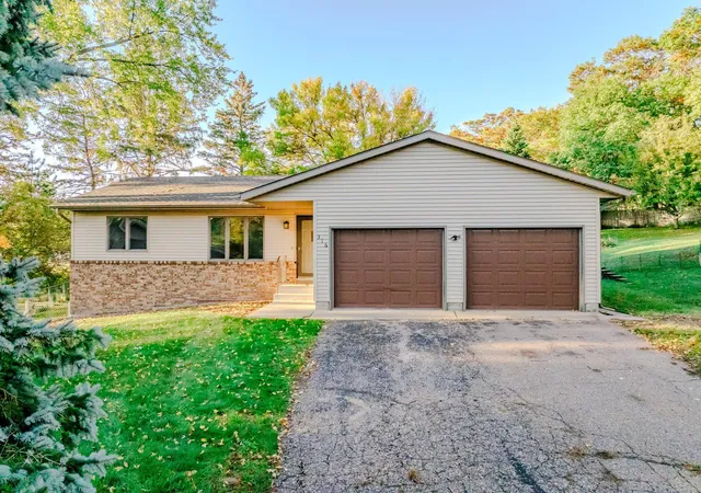 Photo 2 of Single family home for sale at 316 8th Avenue S, Sartell, MN 56377 | MLS# 7153903 | Listing updated on 2026-10-09