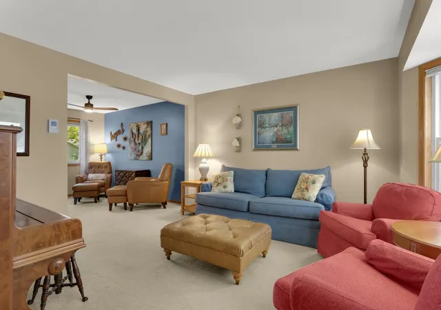 Photo 3 of Single family home for sale at 15660 Cumberland Ave W, Rosemount, MN 55068 | MLS# 7153906 | Listing updated on 2026-10-28