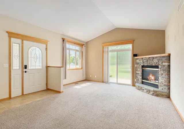 Photo 3 of Single family home for sale at 4121 Trumpeter Dr SE, Rochester, MN 55904 | MLS# 7153908 | Listing updated on 2026-10-05