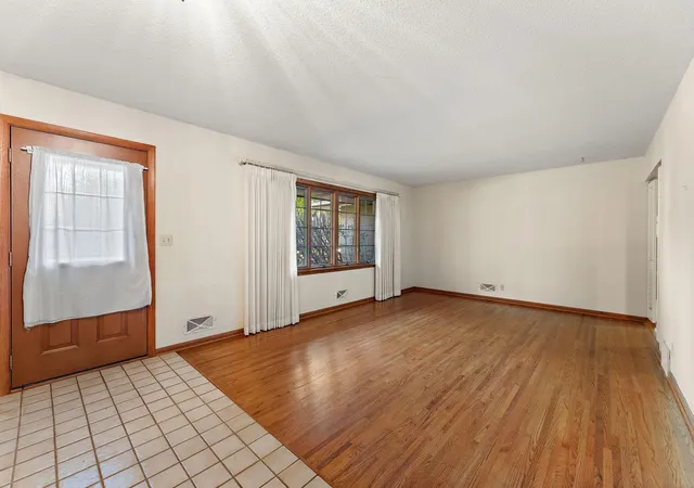 Photo 4 of Single family home for sale at 13208 Penn Ave S, Burnsville, MN 55337 | MLS# 7153911 | Listing updated on 2026-10-27