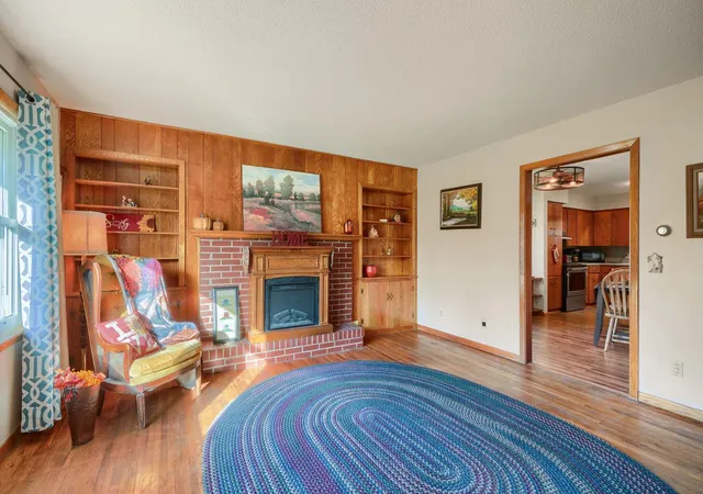 Photo 3 of Single family home for sale at 830 5th Street W, Hastings, MN 55033 | MLS# 7153913 | Listing updated on 2026-10-19