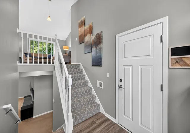 Photo 2 of Sale Pending at 4402 Cambridge Ln Nw, Rochester, MN 55901 | MLS# 7153916 | Listing updated on 2026-10-05