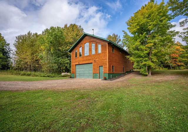 Photo 1 of Single family home for sale at 9821 Highway 2, Brookston, MN 55711 | MLS# 7153918 | Listing updated on 2026-10-06