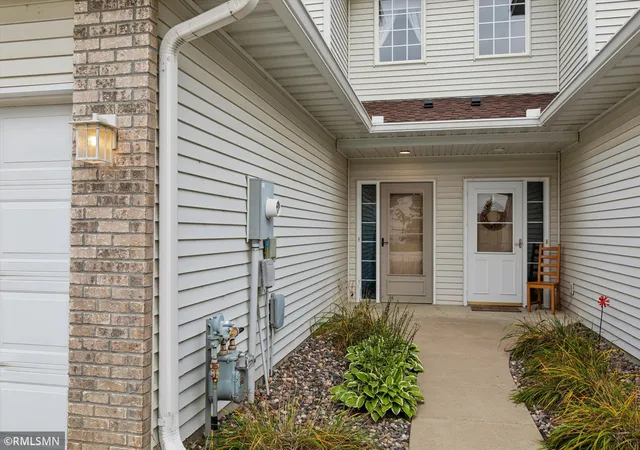 Photo 3 of Single family home for sale at 318 Archibald Ln, Dundas, MN 55019 | MLS# 7153935 | Listing updated on 2026-10-06