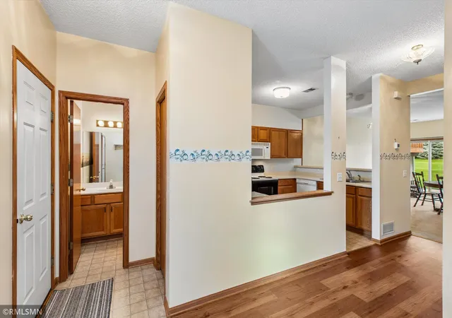 Photo 4 of Single family home for sale at 318 Archibald Ln, Dundas, MN 55019 | MLS# 7153935 | Listing updated on 2026-10-06