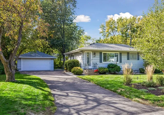 Photo 2 of Single family home for sale at 4333 Diamond Dr, Saint Paul, MN 55122 | MLS# 7153938 | Listing updated on 2026-10-08