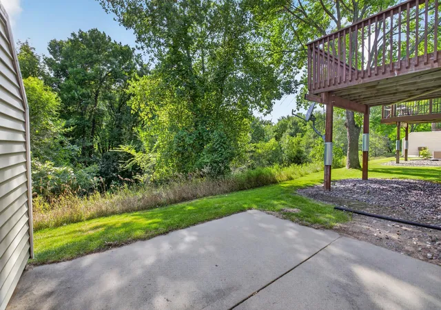 Photo 2 of Single family home for sale at 1007 N Rum River Dr, Princeton, MN 55371 | MLS# 7153962 | Listing updated on 2026-10-23