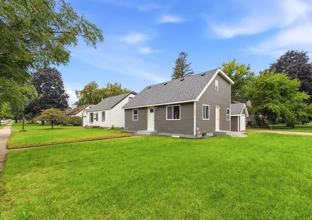 Photo 3 of Single family home for sale at 4533 Welcome Ave N, Minneapolis, MN 55422 | MLS# 7153968 | Listing updated on 2026-10-02