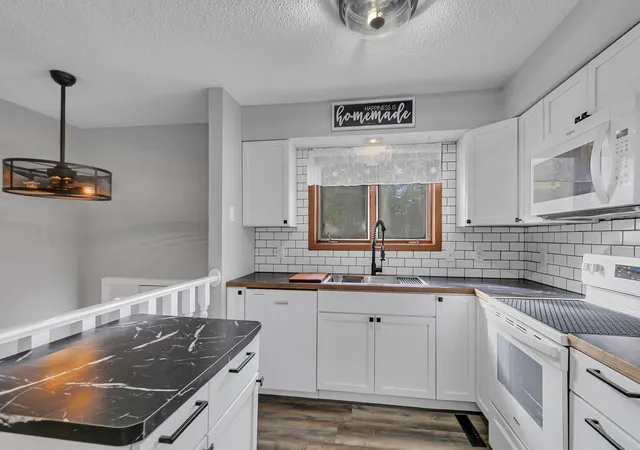 Photo 3 of Single family home for sale at 128 9th Avenue SE, Saint Joseph, MN 56374 | MLS# 7153972 | Listing updated on 2026-10-07