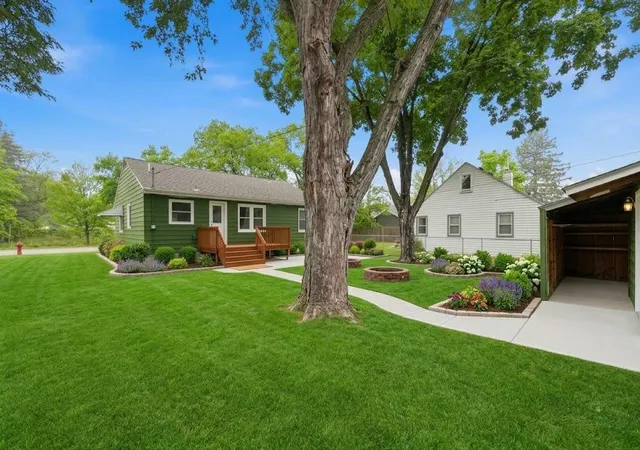 Photo 4 of Single family home for sale at 1020 15th Avenue S, Saint Cloud, MN 56301 | MLS# 7153988 | Listing updated on 2026-10-08