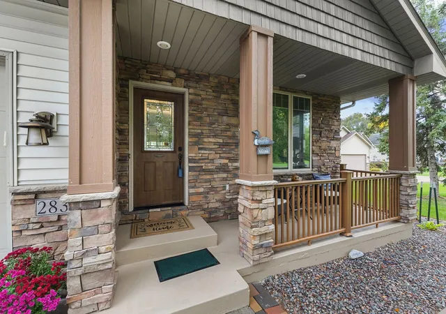 Photo 3 of Single family home for sale at 28329 Lakeside Ln, Lindstrom, MN 55045 | MLS# 7154027 | Listing updated on 2026-10-02