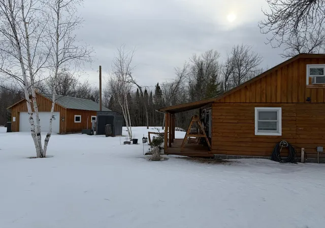 Photo 4 of Single family home for sale at 1736 67th Street SW, Baudette, MN 56623 | MLS# 7154048 | Listing updated on 2026-10-03