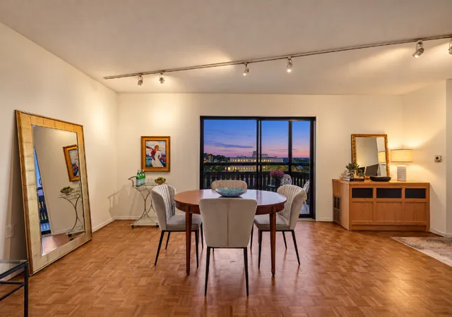 Photo 4 of Condo for sale at 400 Groveland Ave #611, Minneapolis, MN 55403 | MLS# 7154054 | Listing updated on 2026-10-07