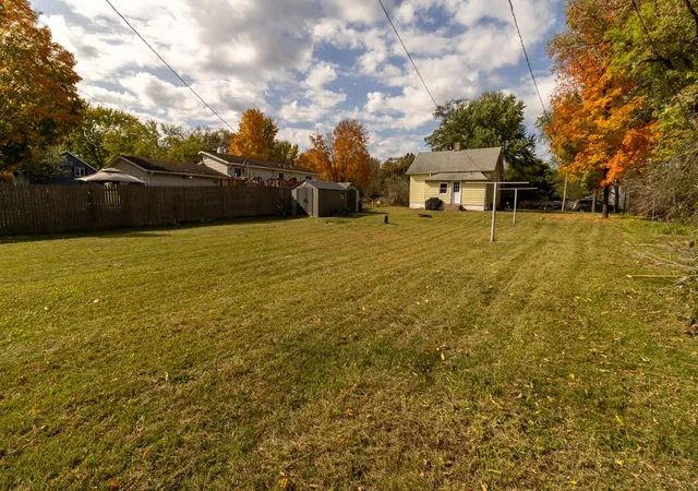 Photo 3 of Single family home for sale at 302 6th Street NW, Little Falls, MN 56345 | MLS# 7154057 | Listing updated on 2026-10-06
