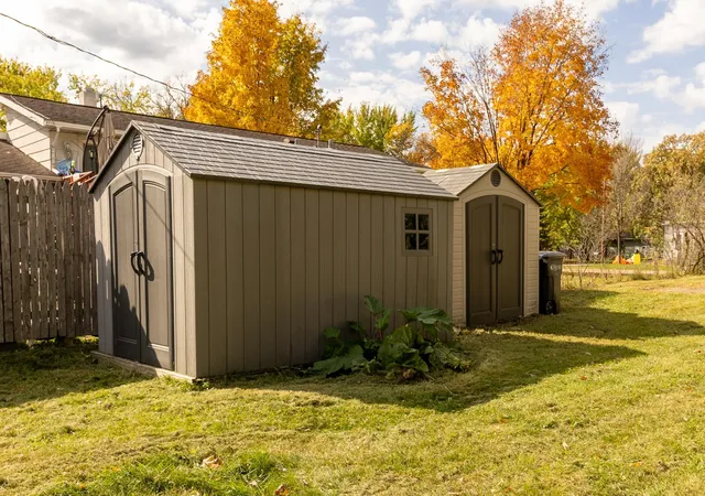 Photo 4 of Single family home for sale at 302 6th Street NW, Little Falls, MN 56345 | MLS# 7154057 | Listing updated on 2026-10-06