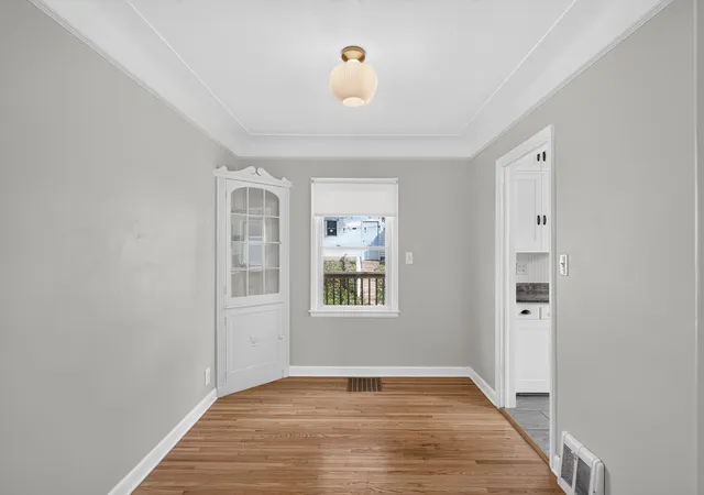 Photo 3 of Single family home for sale at 3305 Zarthan Ave S, Minneapolis, MN 55416 | MLS# 7154085 | Listing updated on 2026-10-15