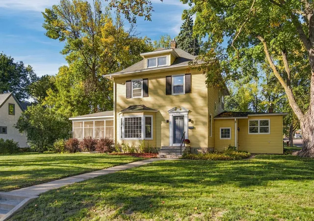 Photo 1 of Single family home for sale at 309 Division St E, Buffalo, MN 55313 | MLS# 7154094 | Listing updated on 2026-10-05