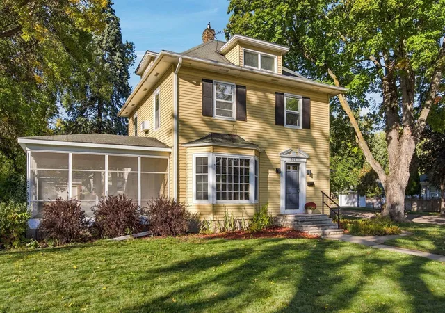 Photo 2 of Single family home for sale at 309 Division St E, Buffalo, MN 55313 | MLS# 7154094 | Listing updated on 2026-10-05