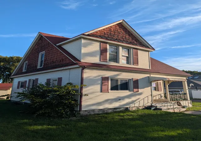 Photo 1 of Single family home for sale at 616 3rd Avenue N, Wahpeton, ND 58075 | MLS# 7154100 | Listing updated on 2026-10-04