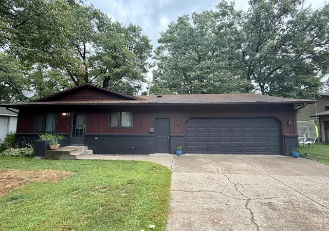Photo 1 of Single family home for sale at 908 9th Street NE, Little Falls, MN 56345 | MLS# 7154123 | Listing updated on 2026-10-08