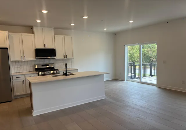 Photo 2 of Single family home for sale at 3487 Trails End Cir, Saint Paul, MN 55123 | MLS# 7154182 | Listing updated on 2026-10-06