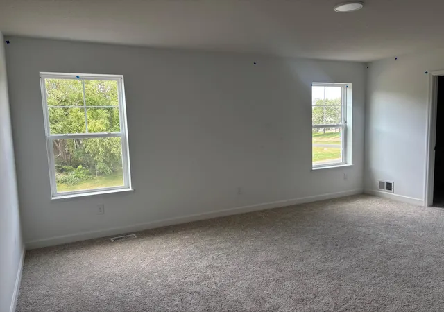 Photo 4 of Single family home for sale at 3487 Trails End Cir, Saint Paul, MN 55123 | MLS# 7154182 | Listing updated on 2026-10-06