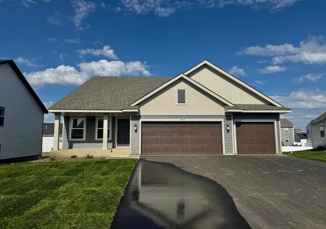 Photo 1 of Single family home for sale at 1907 Dogwood Ct, Carver, MN 55315 | MLS# 7154198 | Listing updated on 2026-10-08