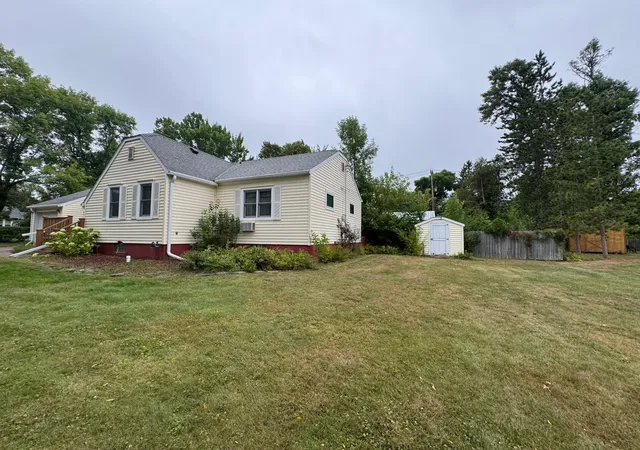 Photo 2 of Single family home for sale at 421 1st Street, Moose Lake, MN 55767 | MLS# 7154202 | Listing updated on 2026-10-03