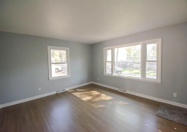 Photo 3 of Single family home for sale at 2115 E River Rd Ne, Rochester, MN 55906 | MLS# 7154216 | Listing updated on 2026-10-08