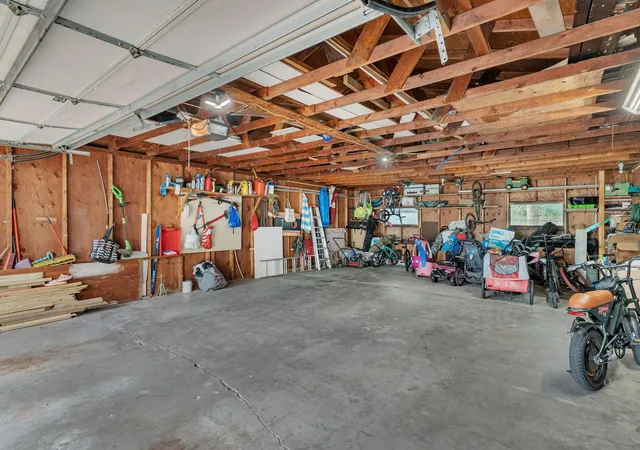 Photo 17 of Single family home for sale at 1221 13th Avenue SW, Willmar, MN 56201 | MLS# 7154224 | Listing updated on 2026-10-08