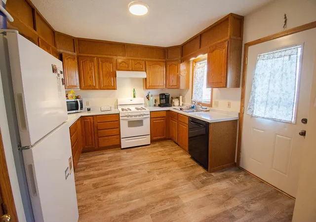 Photo 2 of Single family home for sale at 307 6th Street NW, Rochester, MN 55901 | MLS# 7154228 | Listing updated on 2026-10-08