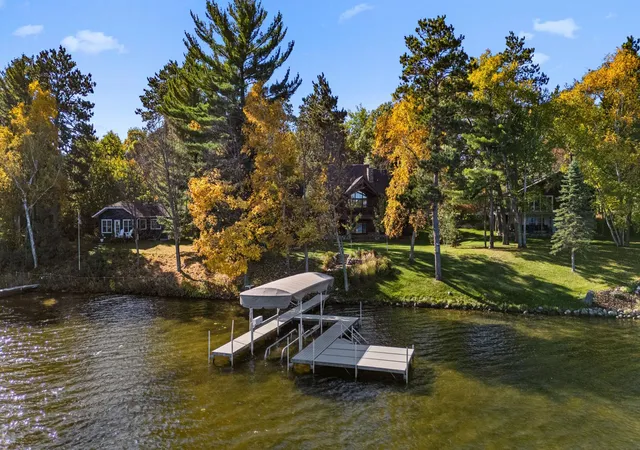 Photo 3 of Single family home for sale at 25128 Nisswa Lake Ln, Nisswa, MN 56468 | MLS# 7154236 | Listing updated on 2026-10-09