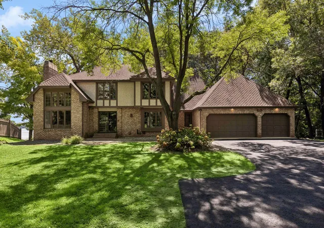 Photo 3 of Mansion for sale at 5720 Oakview Ln N, Minneapolis, MN 55442 | MLS# 7154238 | Listing updated on 2026-10-06
