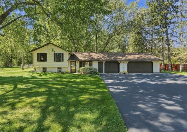 Photo 1 of Single family home for sale at 132 Quality Ave S, Lakeland, MN 55043 | MLS# 7154241 | Listing updated on 2026-10-08