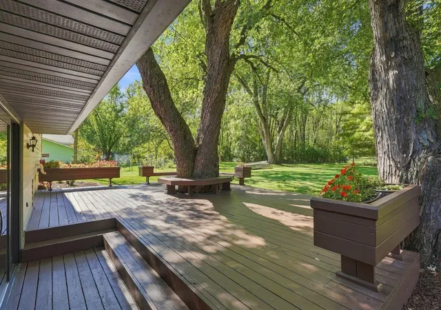 Photo 3 of Single family home for sale at 132 Quality Ave S, Lakeland, MN 55043 | MLS# 7154241 | Listing updated on 2026-10-08