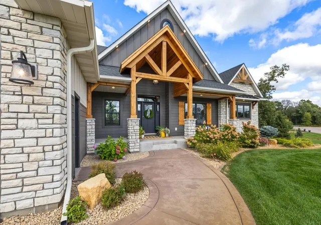 Photo 3 of Single family home for sale at 19986 Unity St Nw, Cedar, MN 55011 | MLS# 7154245 | Listing updated on 2026-10-08