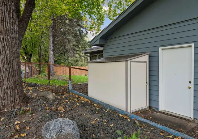 Photo 30 of Single family home for sale at 501 Laredo Ln, Chanhassen, MN 55317 | MLS# 7154259 | Listing updated on 2026-10-09