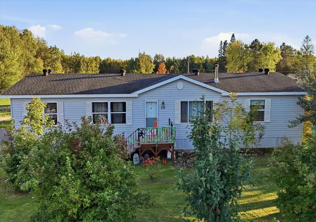 Photo 3 of Single family home for sale at 312 Lawson Ave, Bovey, MN 55709 | MLS# 7154261 | Listing updated on 2026-10-03