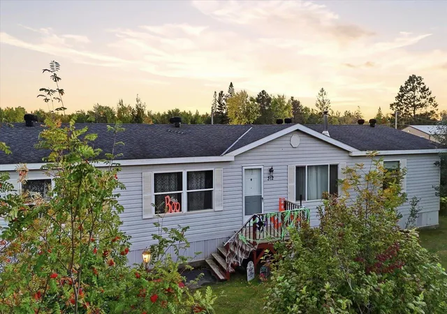 Photo 3 of Single family home for sale at 312 Lawson Ave, Bovey, MN 55709 | MLS# 7154261 | Listing updated on 2026-10-03