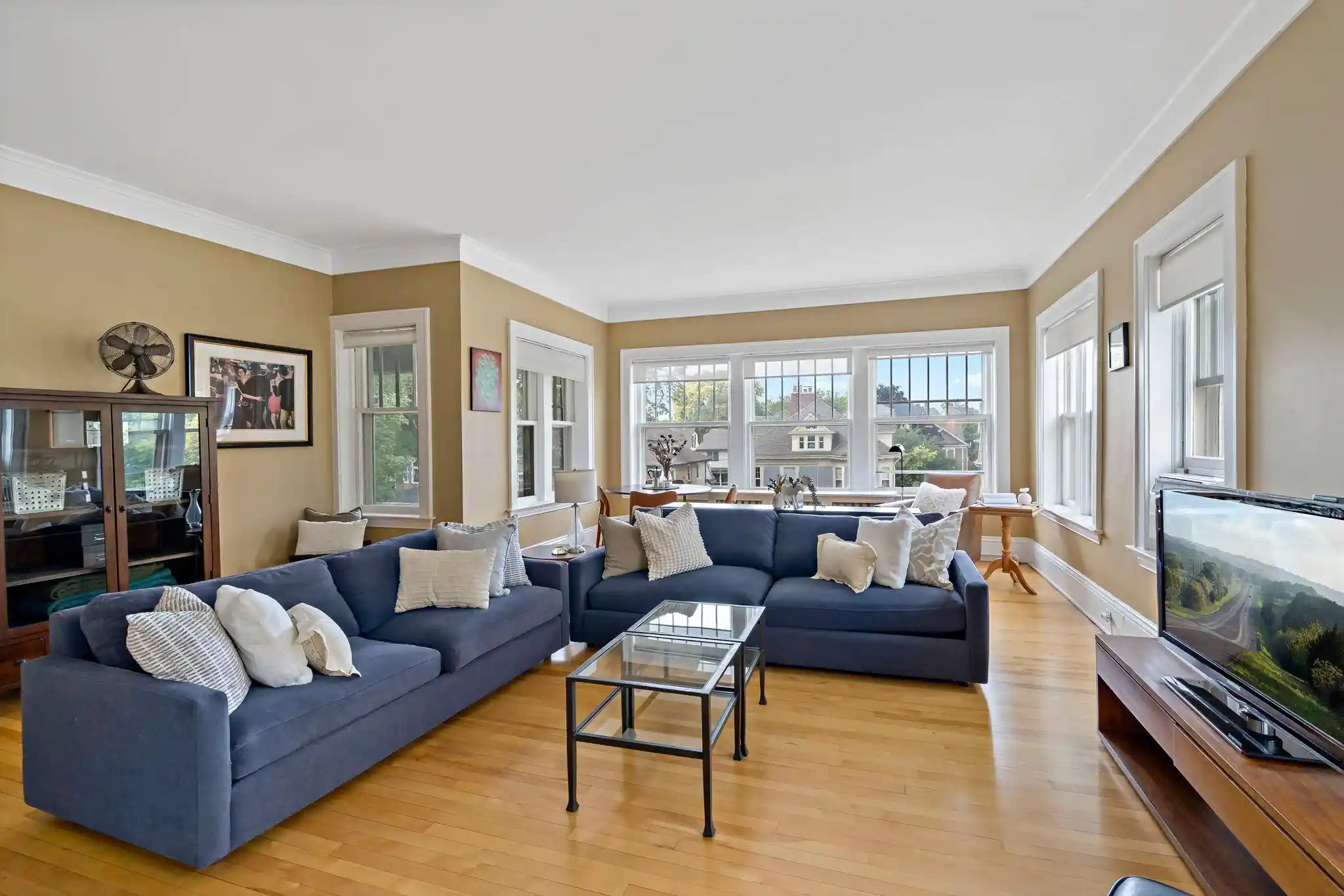 Listing Photo 1 - Condo for sale in 2407 Girard Ave S located at 2407 Girard Ave S, Minneapolis, MN 55405 - Unit 2407 Girard Ave S