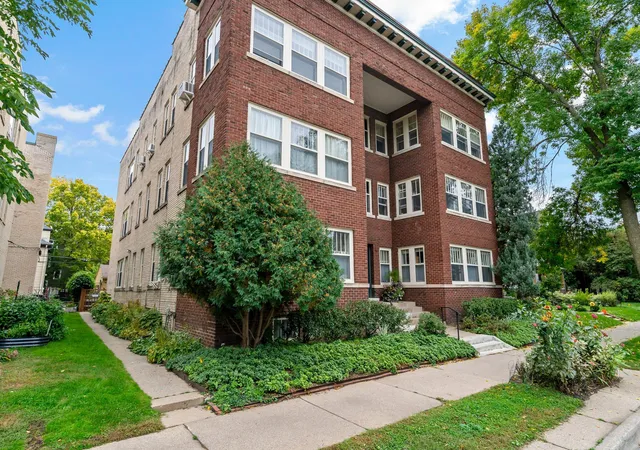 Condo for sale at 2407 Girard Ave S #6, Minneapolis, MN 55405 | MLS# 7154262