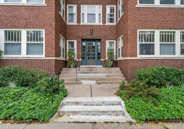 Photo 31 of Condo for sale at 2407 Girard Ave S #6, Minneapolis, MN 55405 | MLS# 7154262 | Listing updated on 2026-10-03