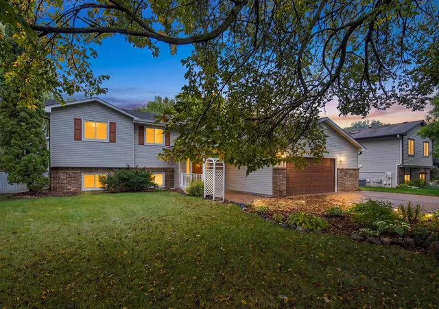 Photo 1 of Single family home for sale at 7615 118th Way N, Champlin, MN 55316 | MLS# 7154285 | Listing updated on 2026-10-07