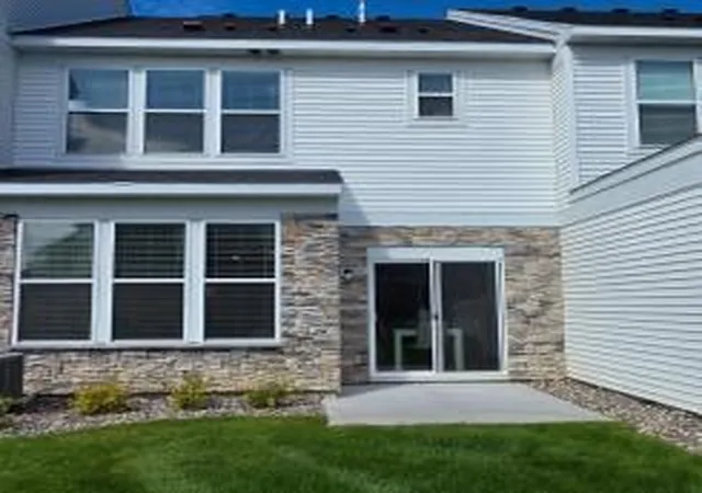 Photo 3 of Single family home for sale at 19210 Goldenrod Trl, Hamel, MN 55340 | MLS# 7154287 | Listing updated on 2026-10-03
