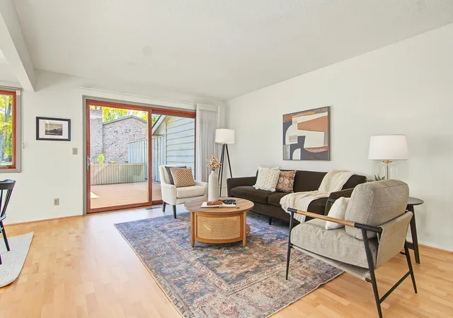 Photo 4 of Single family home for sale at 214 Windsor Ct, Saint Paul, MN 55112 | MLS# 7154288 | Listing updated on 2026-10-10