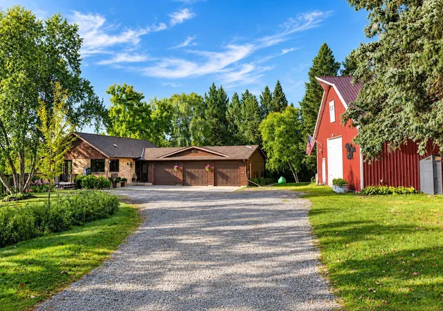 Photo 3 of Single family home for sale at 26003 Heritage Rd, Cold Spring, MN 56320 | MLS# 7154294 | Listing updated on 2026-10-07