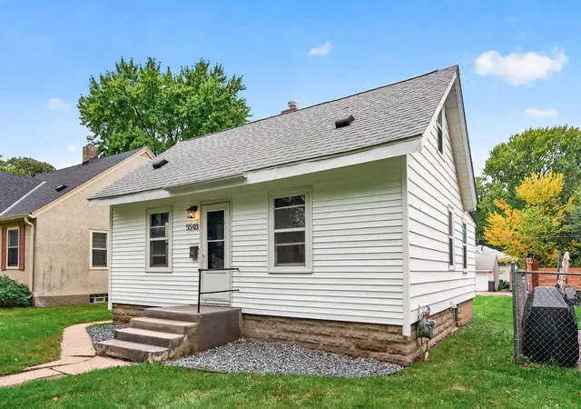 Photo 2 of Single family home for sale at 5548 35th Avenue S, Minneapolis, MN 55417 | MLS# 7154302 | Listing updated on 2026-10-03