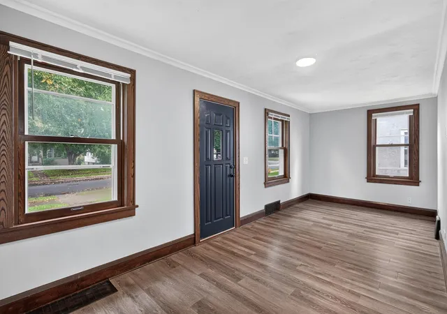 Photo 3 of Single family home for sale at 5548 35th Avenue S, Minneapolis, MN 55417 | MLS# 7154302 | Listing updated on 2026-10-03